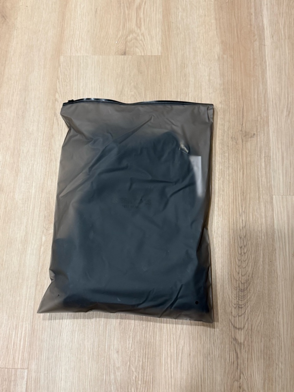 Fear of God Essentials Stretch Limo Sweat Shorts - Picture 4 of 4